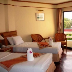 Jomtien Palm Beach Hotel & Resort 4*