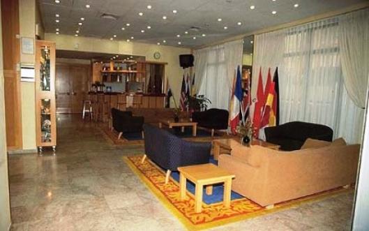 Olympia 4*
