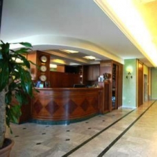 Sun Hall 4*