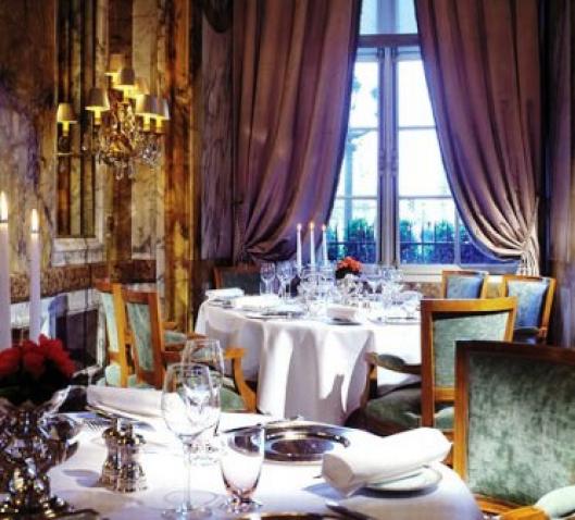 De Crillon 4*