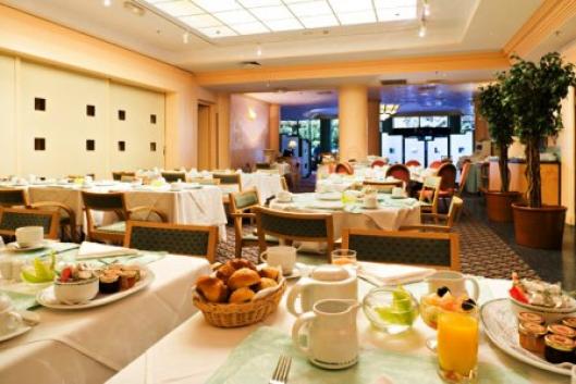 Four Points by Sheraton Elysée Palace 4*