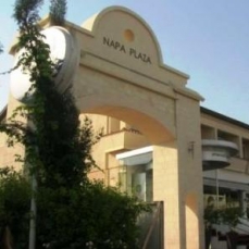 Napa Plaza 4*