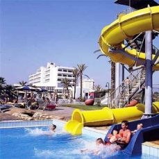 Adams Beach 5*