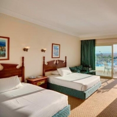 Titanic Resort & Aqua Park 4*