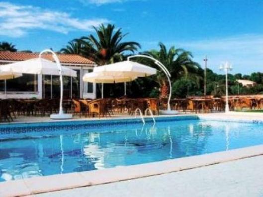 Le Pinarello Hotel  4*