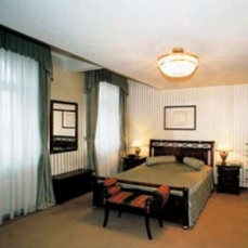 Bristol Livia 4*