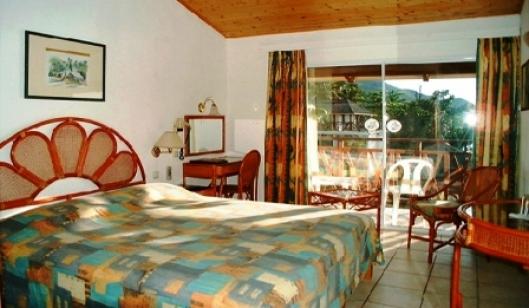 Savoy Hotel Coral Strand Seychelles 3*