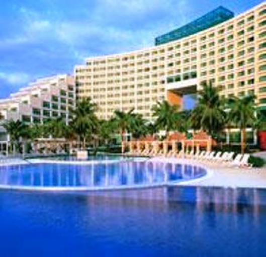 Aqua Cancun 5*