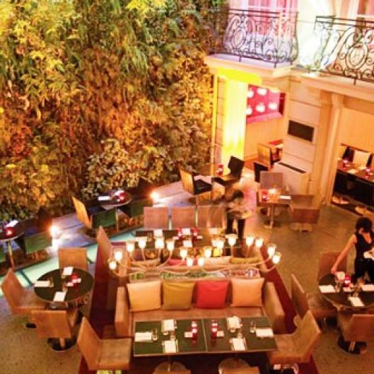 Pershing Hall 4*