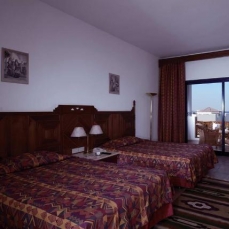 Shores Amphoras 5*