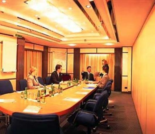 Hilton Vienna Plaza 5*