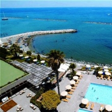 Holiday Inn Hotel Resort 4*