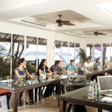 Dusit Laguna Resort Phuket 5*