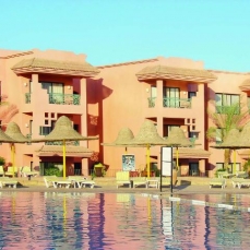 Park Inn 4*