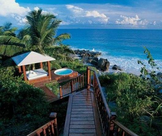 Fregate Island Private 5*