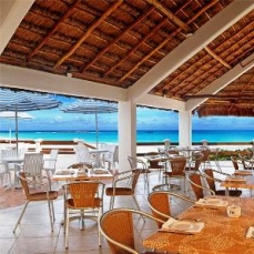 NH Krystal Cancun 5*