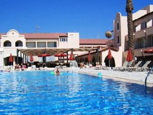 Napa Plaza 4*