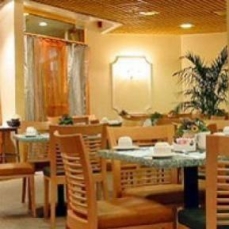 Reef 4*